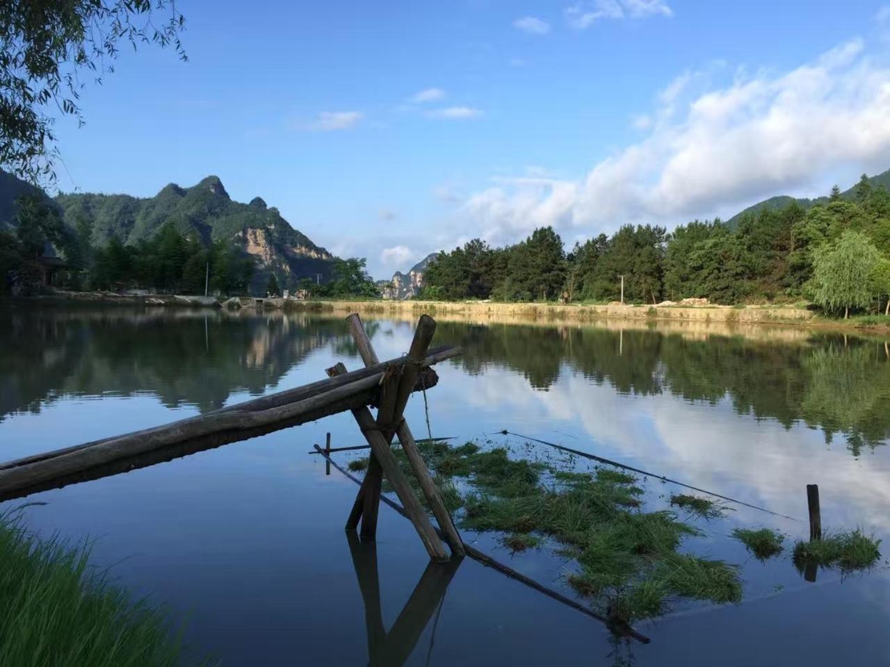 Dayong Antique Feature Resort Zhangjiajie Exterior photo